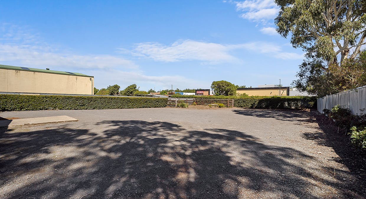 87 Cox Street, Hamilton, VIC, 3300 - Image 14