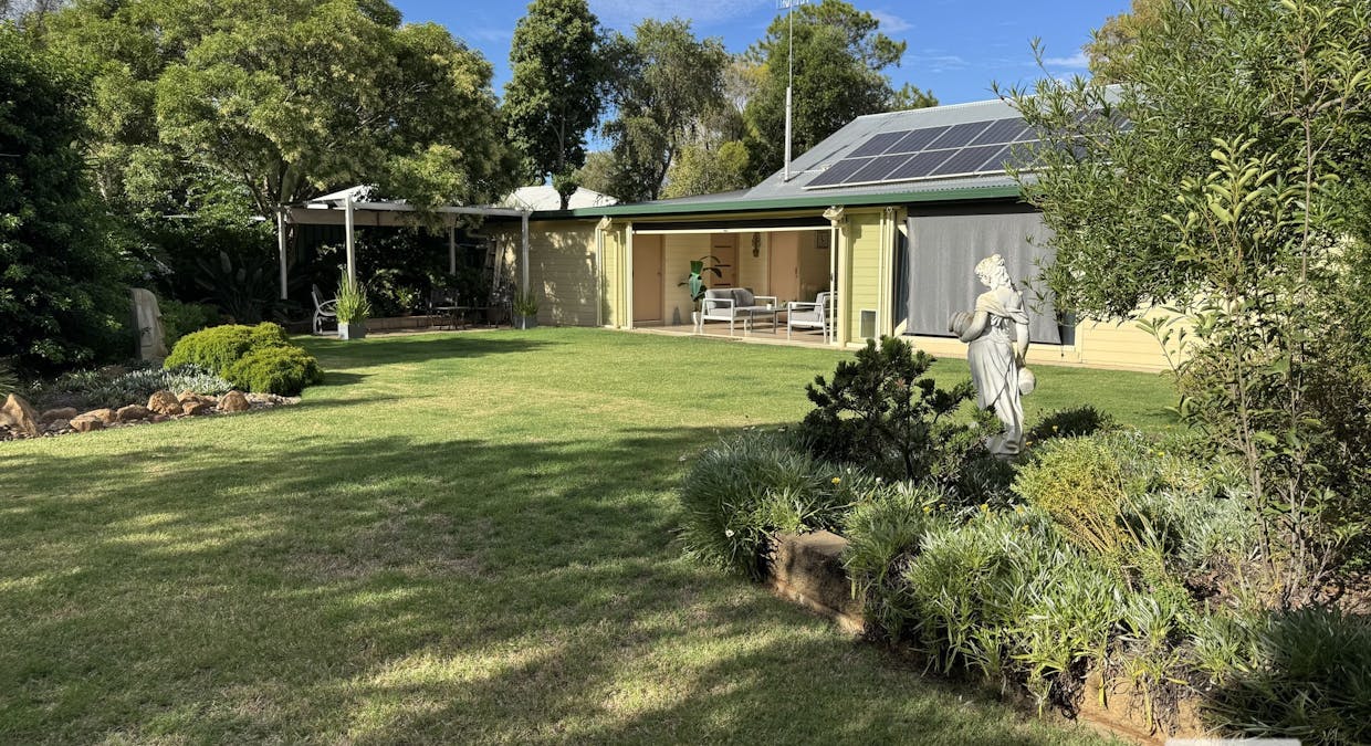 14 Evans Street, Chinchilla, QLD, 4413 - Image 21