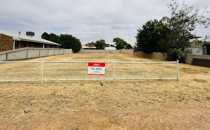 16 Solomon Street, Merredin, WA, 6415 - Image 1