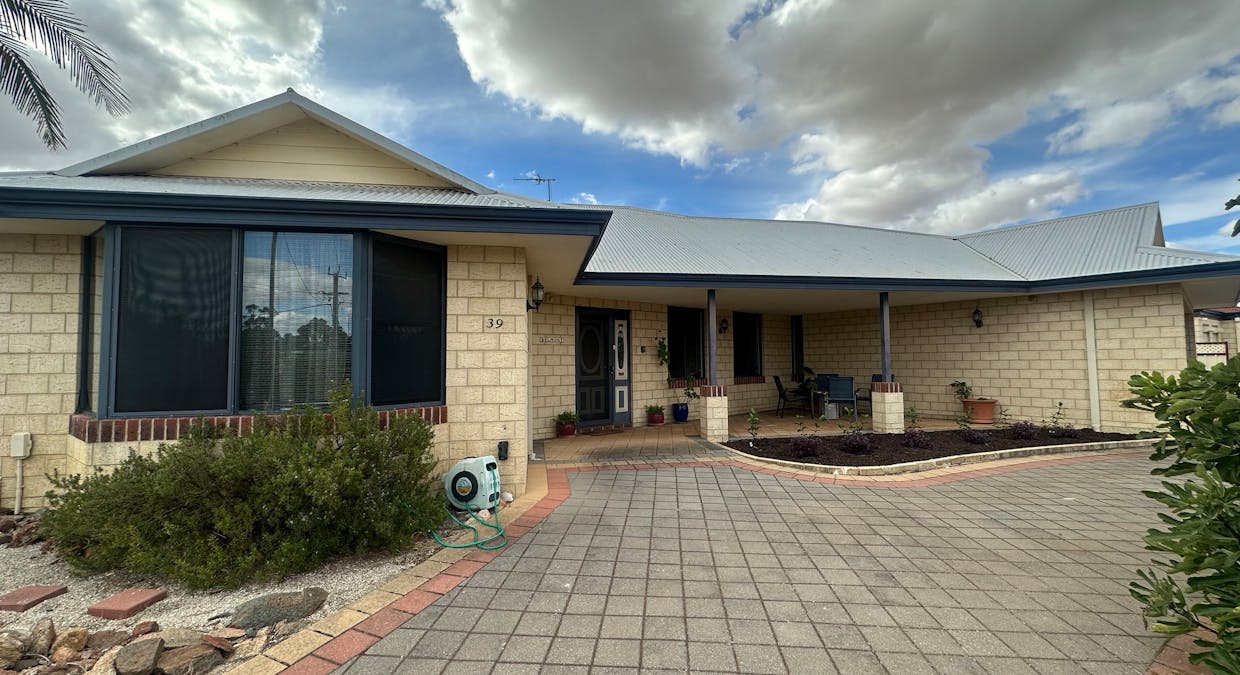 39 Omdurman Street, Wagin, WA, 6315 - Image 1